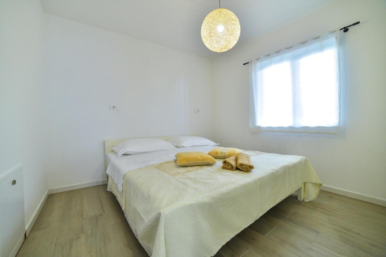 Apartment Maris Синь Екстер'єр фото